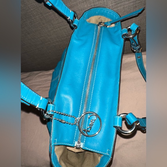 Coach 🩵 Blue Leather Tote Bag - Picture 7 of 12